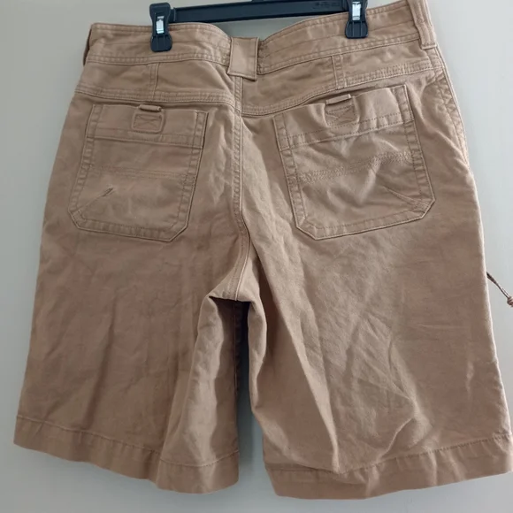 GH Bass Khaki Shorts Cotton Cargo Size 33 - Picture 2 of 9
